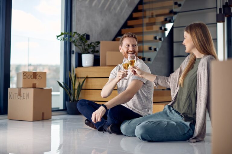 7 Vital Questions to Ask Before Buying a Home: Expert Advice for a Smoother First Home Purchase